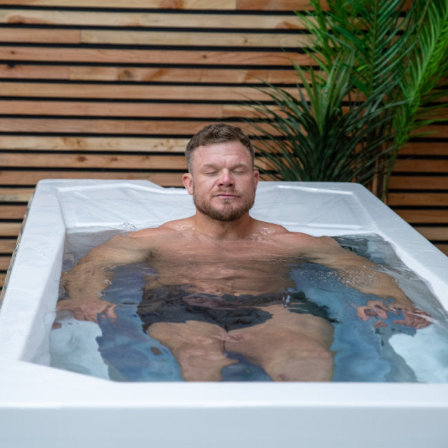 Chill Tub Pro: Het Ultieme Professionele IJsbad voor Koudetherapie & Herstel - Finesse Wellness BV